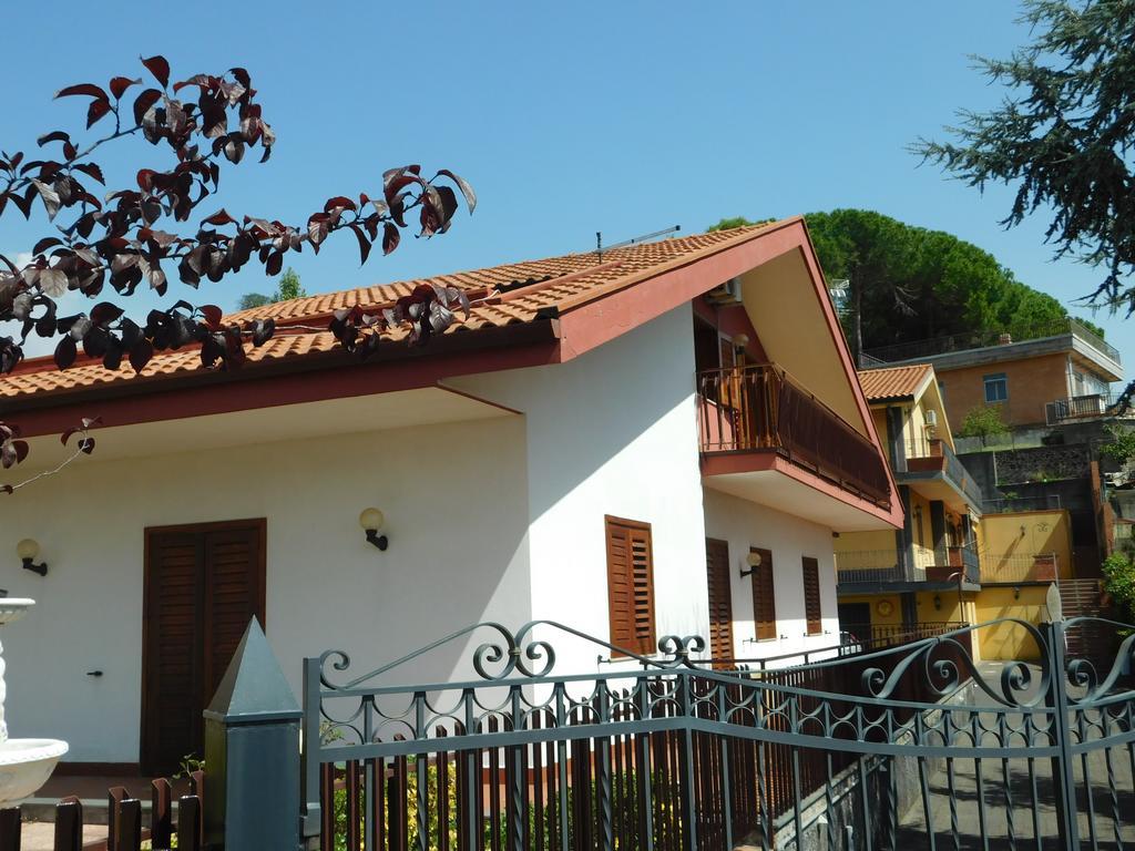 Casa Vacanze Volpe Dell'Etna Nicolosi Exterior photo